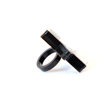 Carica l'immagine nel visualizzatore di Gallery, ANELLO STAR CAMOUFLAGE - malikaforhappypeople