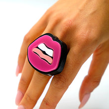Carica l'immagine nel visualizzatore di Gallery, ANELLO KISS FUCSIA - malikaforhappypeople