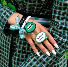 Carica l'immagine nel visualizzatore di Gallery, ANELLO CARTOON Wonderwoman Verde - malikaforhappypeople