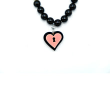 Load image into Gallery viewer, BRACCIALE MINI LOVE LOCKED ROSA
 - malikaforhappypeople