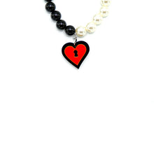 Load image into Gallery viewer, BRACCIALE MINI LOVE LOCKED ROSSO
 - malikaforhappypeople