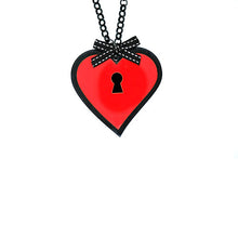 Load image into Gallery viewer, COLLANA LOVE LOCKED ROSSO - malikaforhappypeople
