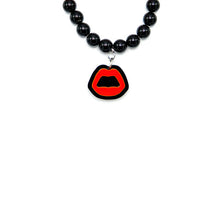 Load image into Gallery viewer, BRACCIALE MINI KISS ROSSO - malikaforhappypeople
