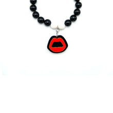 Carica l&#39;immagine nel visualizzatore di Gallery, BRACCIALE MINI KISS NERO - malikaforhappypeople
