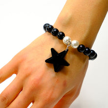 Carica l&#39;immagine nel visualizzatore di Gallery, BRACCIALE MINI STAR NERO - malikaforhappypeople
