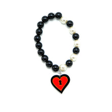 Load image into Gallery viewer, BRACCIALE MINI LOVE LOCKED ROSSO  - malikaforhappypeople
