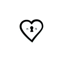 Carica l&#39;immagine nel visualizzatore di Gallery, CHARM LOVE LOCKED BIANCO - malikaforhappypeople
